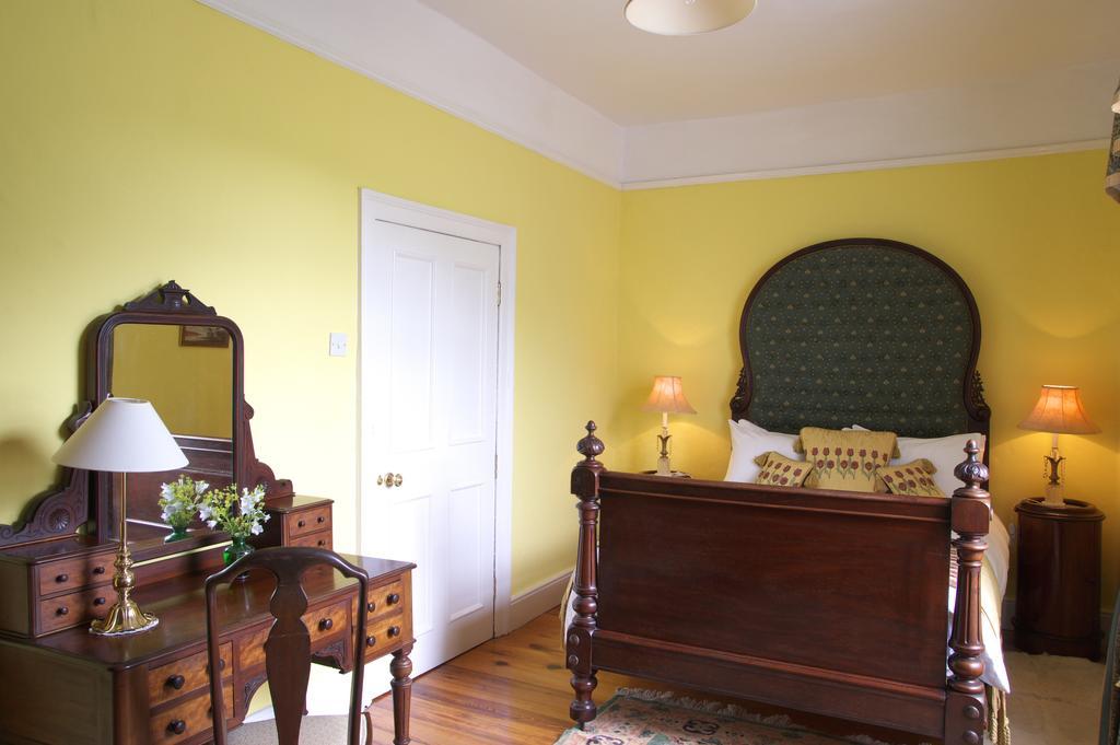 Viewmount House Hotel Longford Room photo