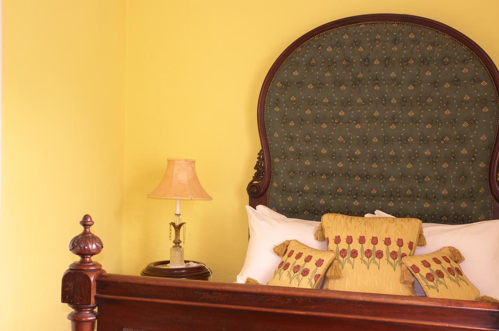 Viewmount House Hotel Longford Room photo